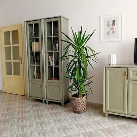 уютен дом на 15 минути от плажа Apartment